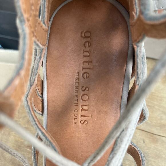 Gentle Souls Kenneth Cole wedge sandals Size 9 Gray gladiator platform comfort - Picture 8 of 9
